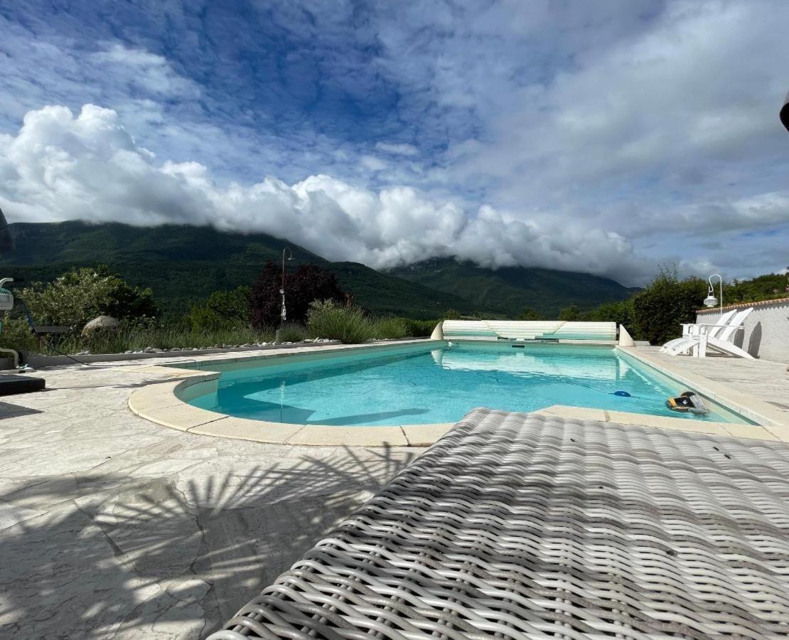 Mas Tulipe De Soie Bed & Breakfast Bevons Luaran gambar
